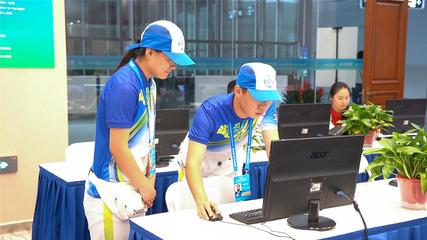 聚焦中蒙博览会·现场|谢谢你,年轻人!